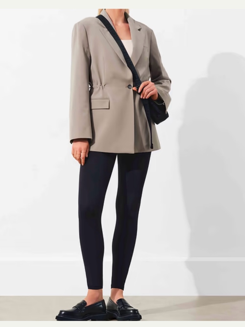 Athleta MVP Tan Oversized Blazer Size 10